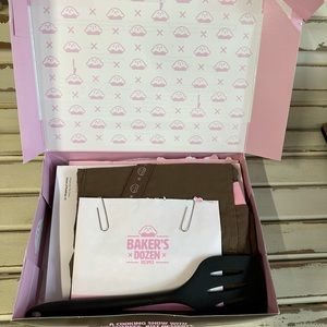 Hunt A Killer Baker’s Dozen game.